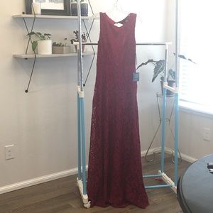 Burgundy lace floral dress - size small